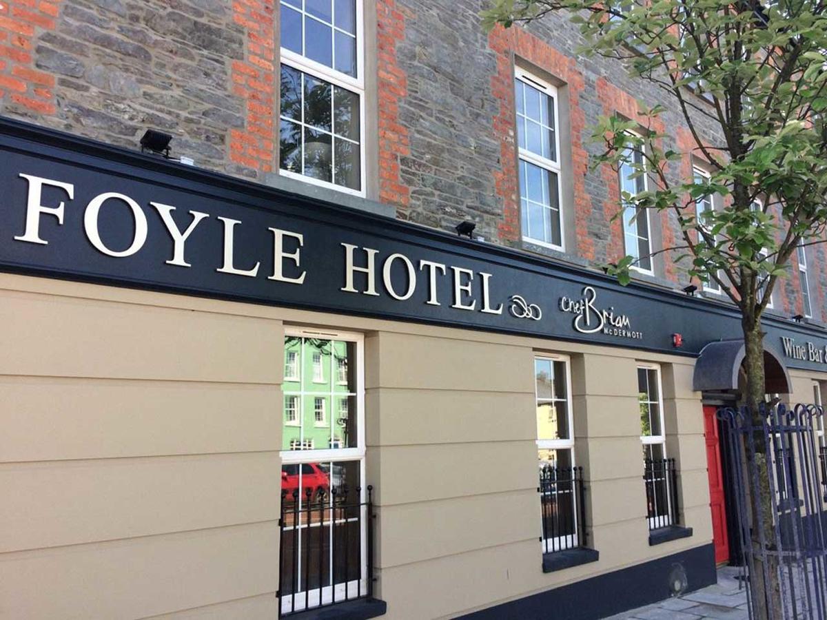 Foyle Hotel Moville Esterno foto