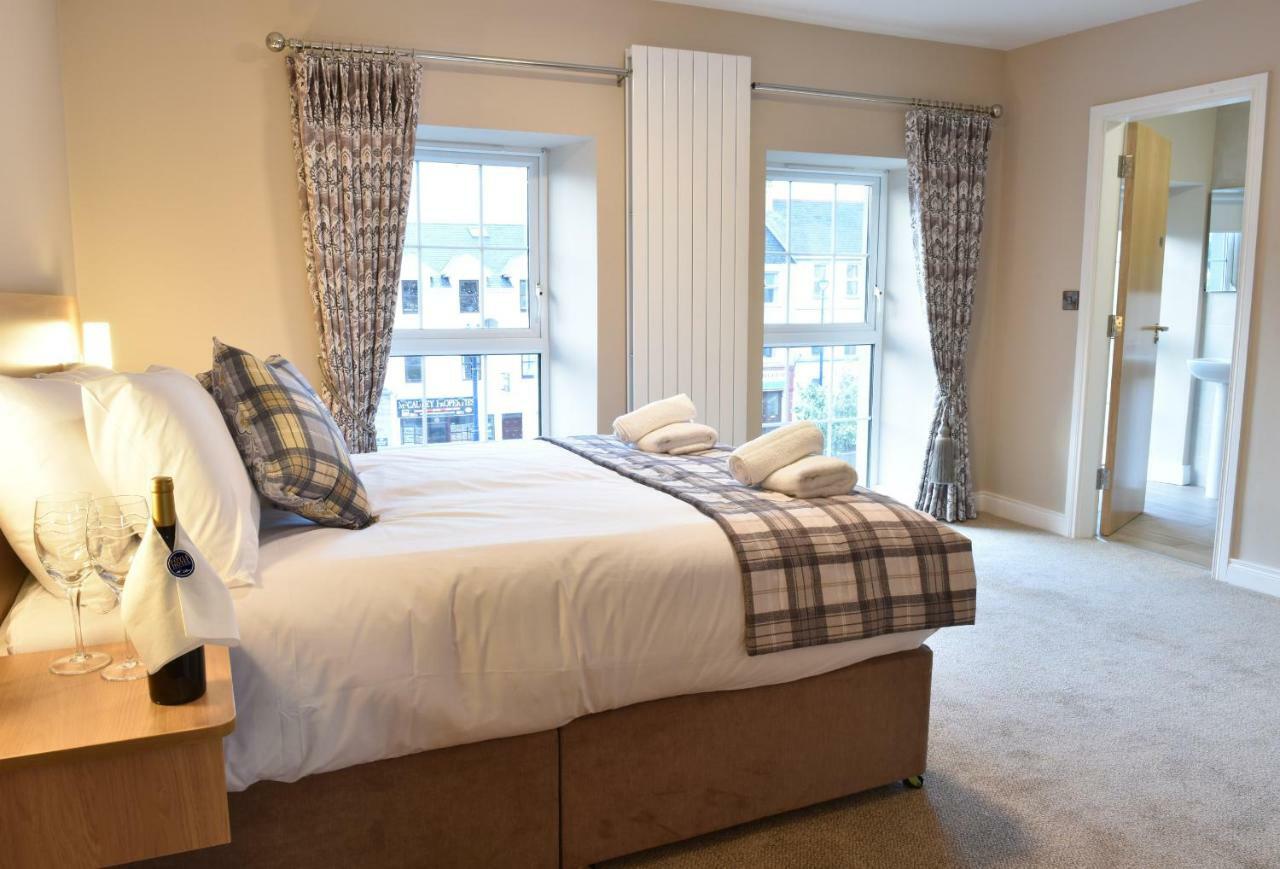 Foyle Hotel Moville Esterno foto