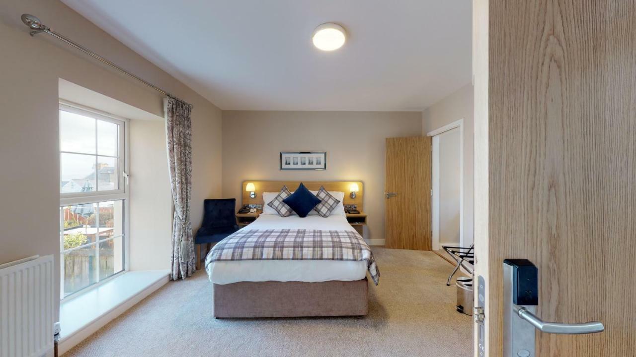 Foyle Hotel Moville Esterno foto