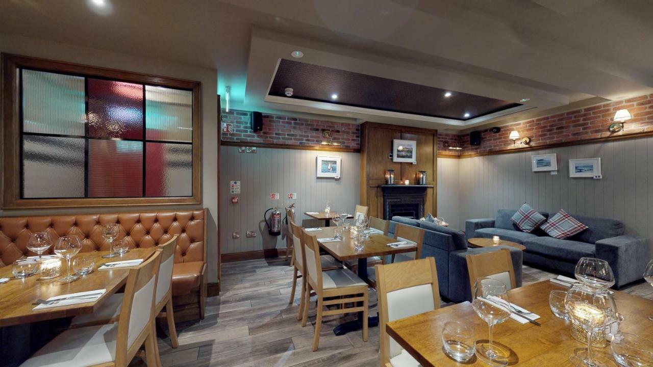 Foyle Hotel Moville Esterno foto