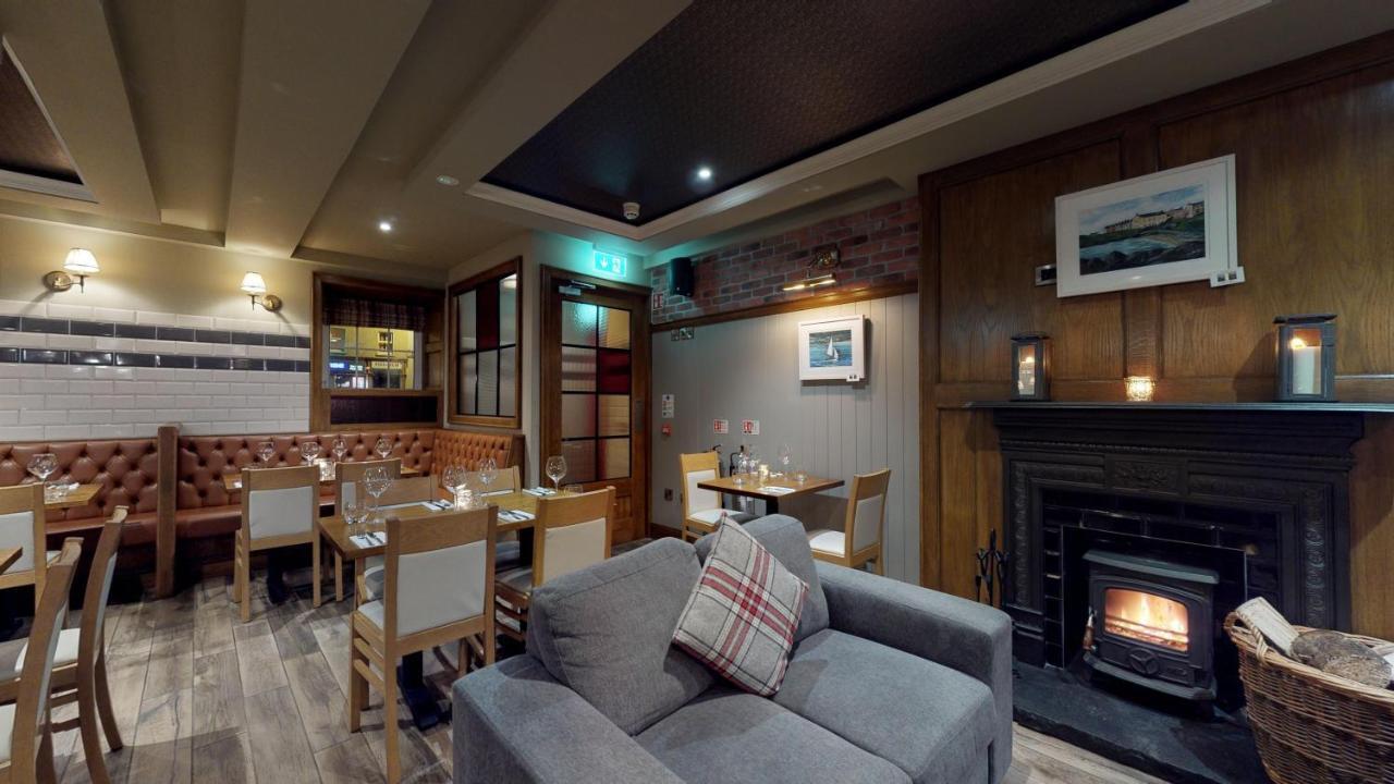 Foyle Hotel Moville Esterno foto